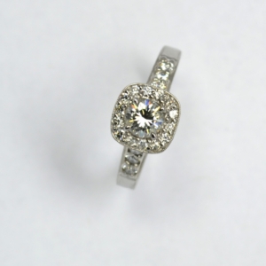 diamond halo ring