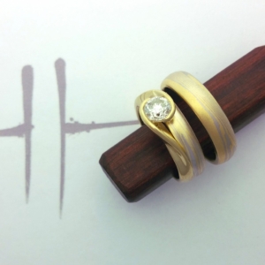 mokumegane diamond gold